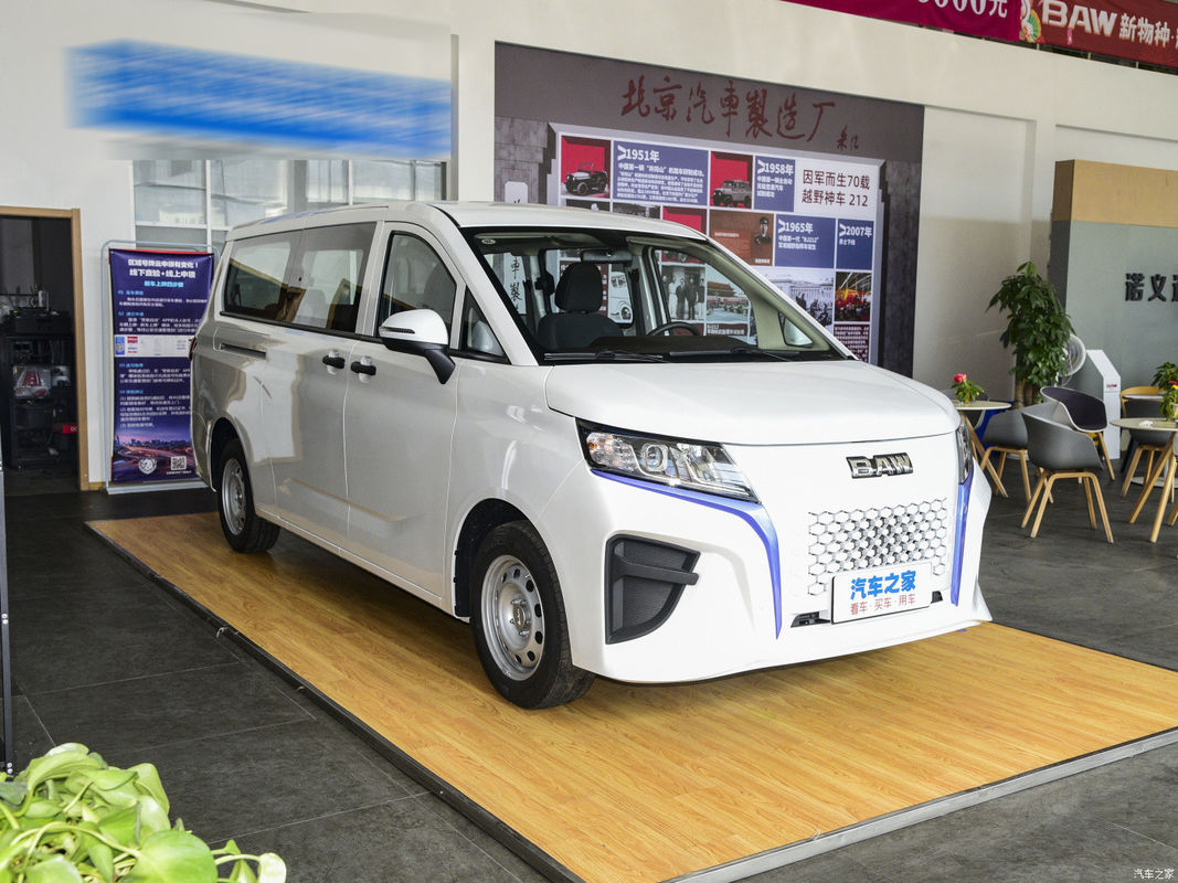 Леворукий электрический MPV New Energy Electric Car Большой семейный бизнес Использование MPV EV