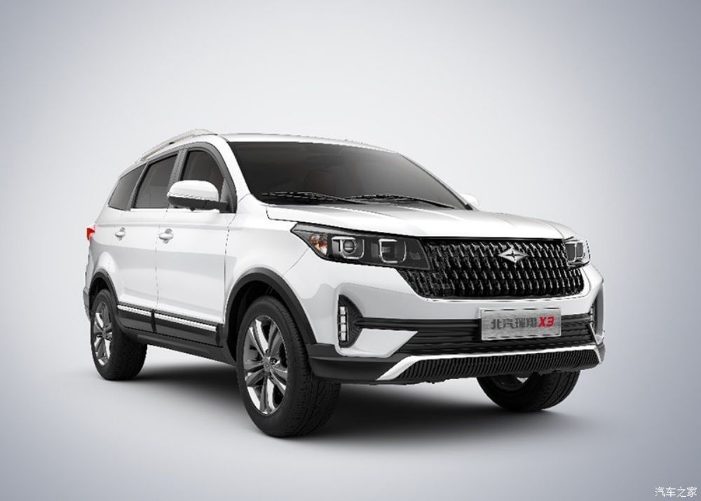 Выведенный спорт SUV 7 компакта бензина автомобиля топлива нефти руки усаживает многофункциональный корабль
