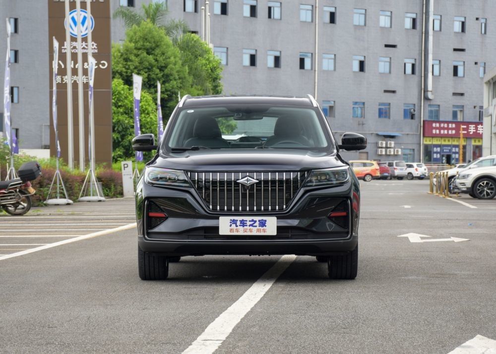 Автомобиль бензина SUV 1.5t SUV евро 6 LHD с автоматическим A/C 180km/h