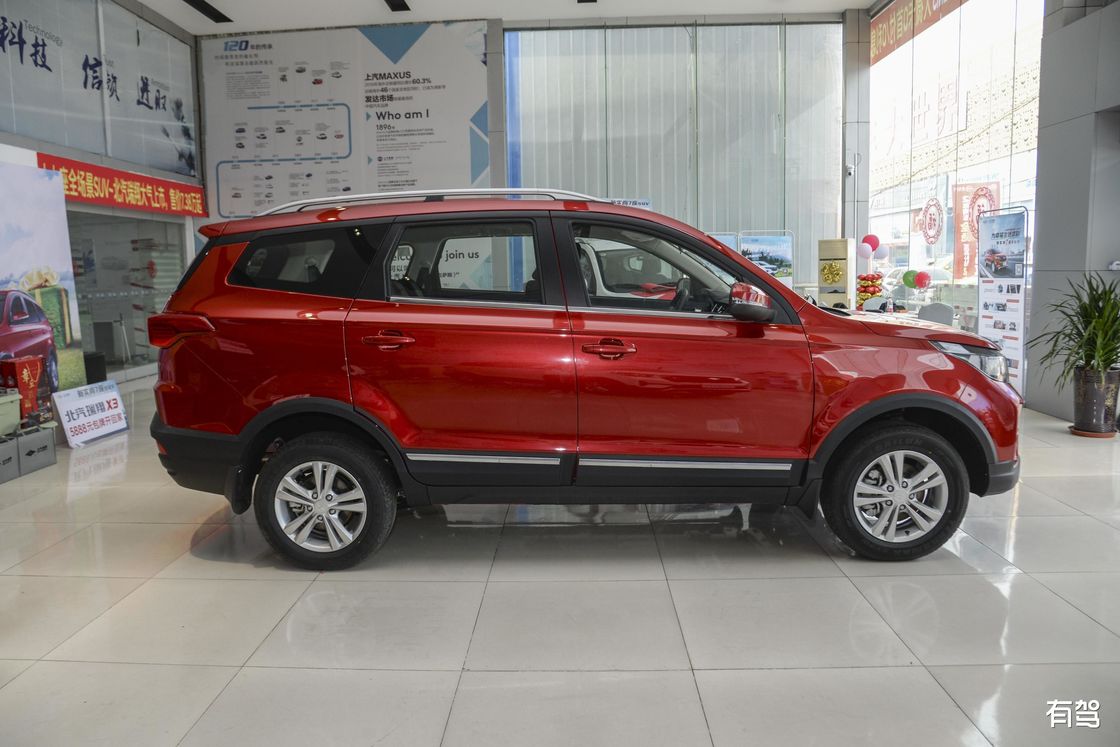 Семейный автомобиль стандарта пассажиров SUV BAIC Ruixiang X3 1.5L Китая VI компакта 7