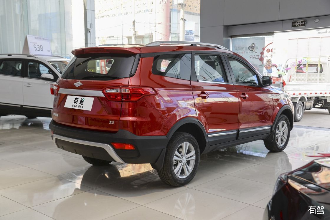 Семейный автомобиль стандарта пассажиров SUV BAIC Ruixiang X3 1.5L Китая VI компакта 7