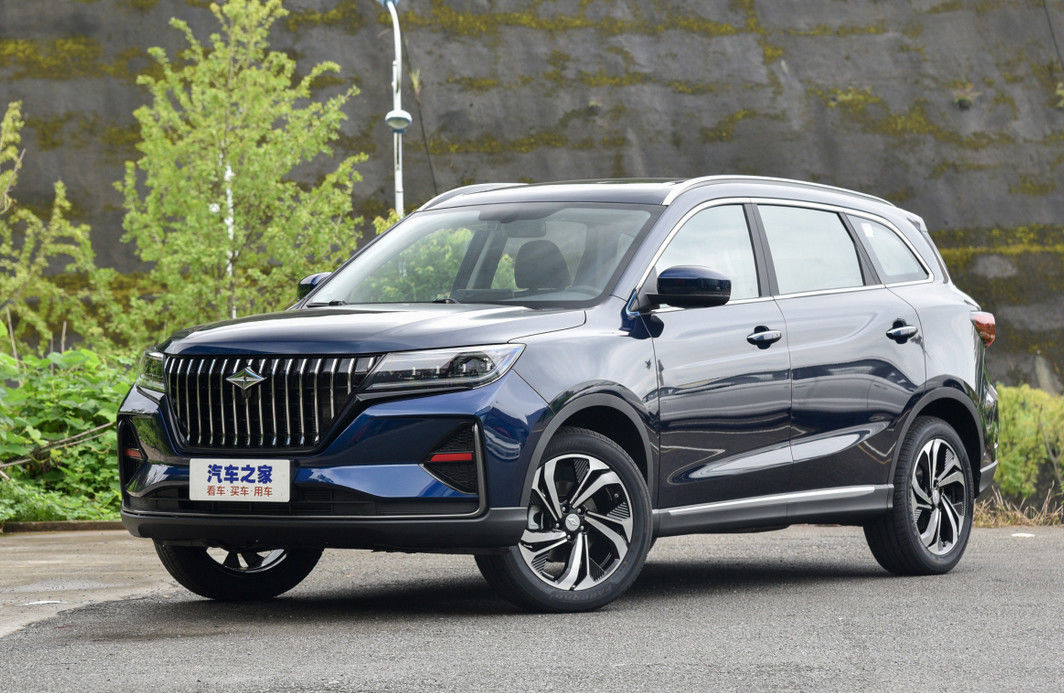 Роскошный средний 1.5T бензин SUV для пользы семьи с 5 дверями на 180KM