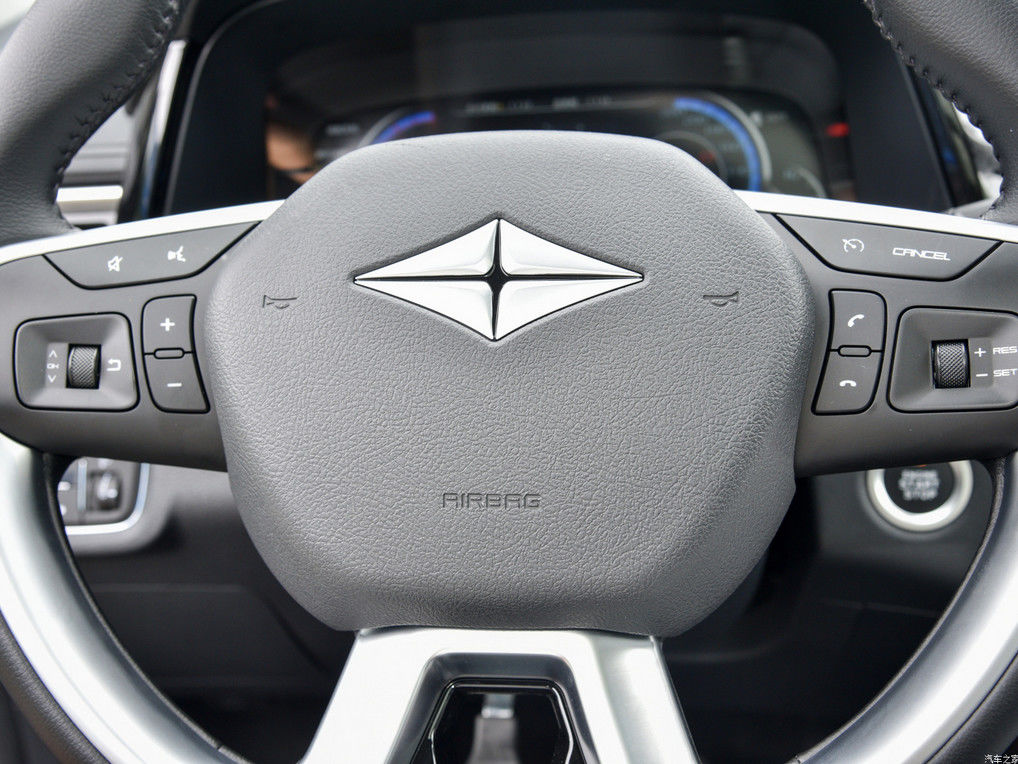 обязанность SUV Turbo автомобиля бензинового двигателя 1.5L на современная жизнь со скоростью 180KM большей