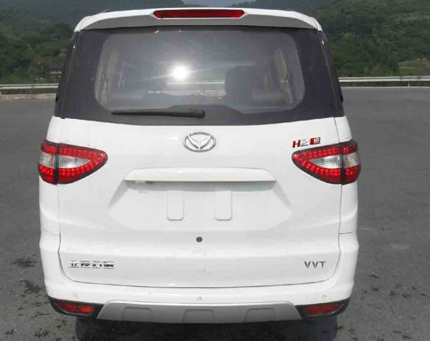 Груз Van H2E Мини Инвентаря Van Лев Управления рулем BAIC общего назначения 102 лошадиной силы