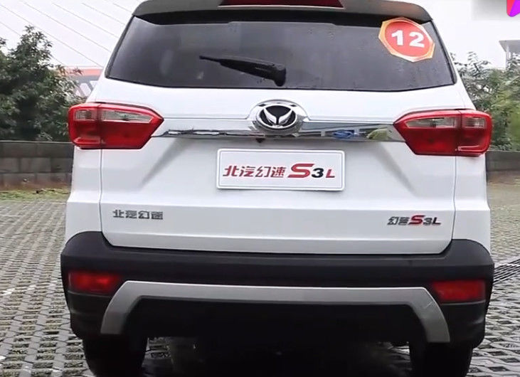 Корабль бензина мест дверей 7 инвентаря SUV 5 BAIC 1.5L 113 лошадиной силы
