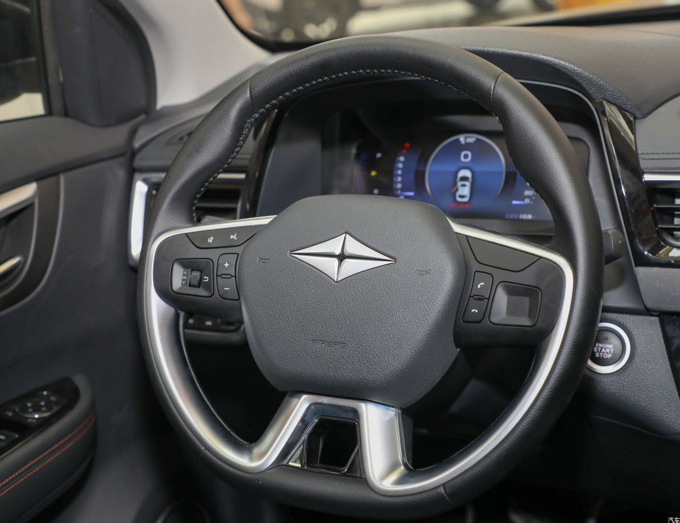 Быстрые и доступные двери бензина SUV BAIC X5 5 5/7 мест 156 лошадиных сил