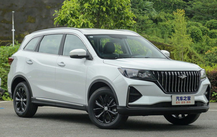 Высокотехнологичный бензин 7-Seater SUV от BAIC с 6 хэтчбеком топлива шестерни 1.5L