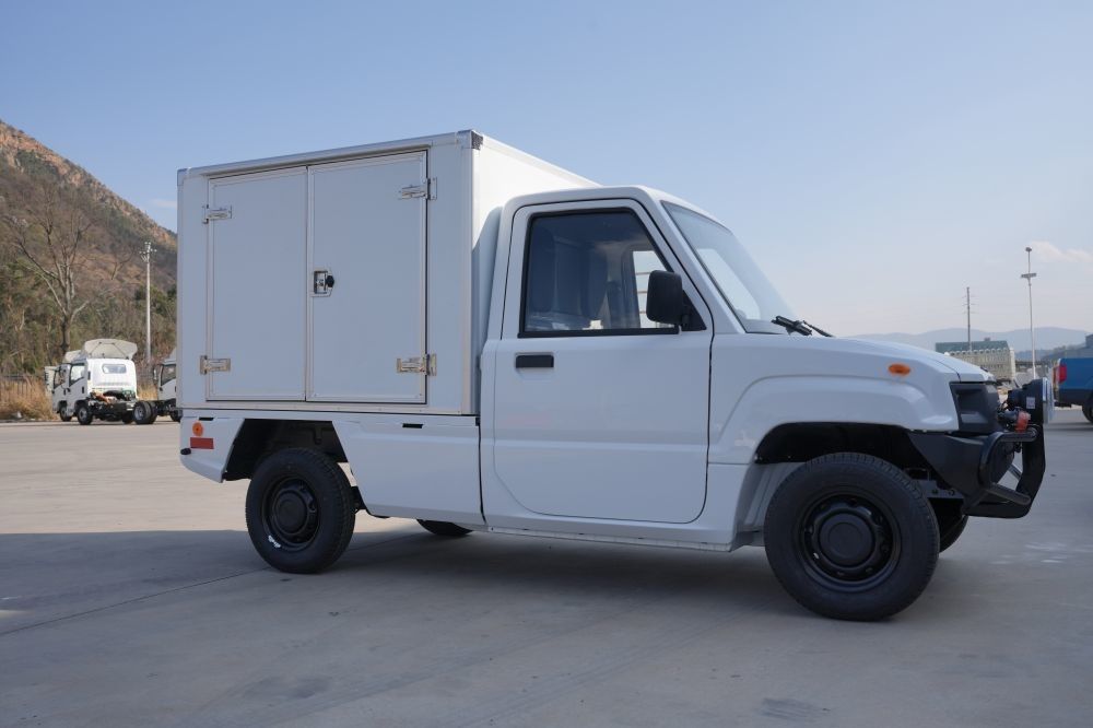 доставка Van груза мест грузового пикапа 2 4kw 50km/H EV электрическая с коробкой