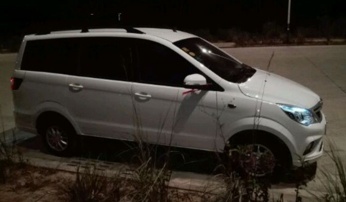 BAIC Inventory Van 1.5L Бензиновый многоцелевой автомобиль MPV 5MT H2E из Китая