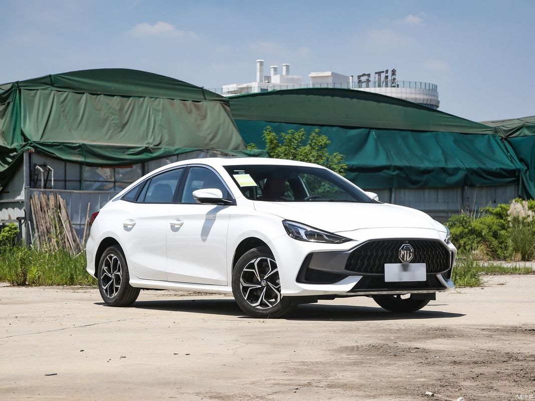 Оптовая продажа Самый продаваемый Slim MG 5 2023 Новый бензиновый седан 4 двери 5 мест