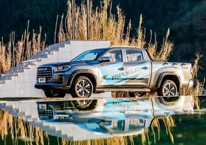 Фабрика прямая продажа 2.0T Автоматический Дизель Двойной Усиление 2WD для продажи на складе